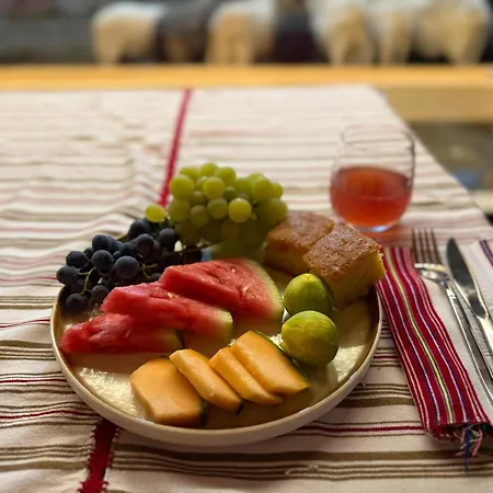 منزل ريفي Me Ra, Mrizi Zanave Fishte